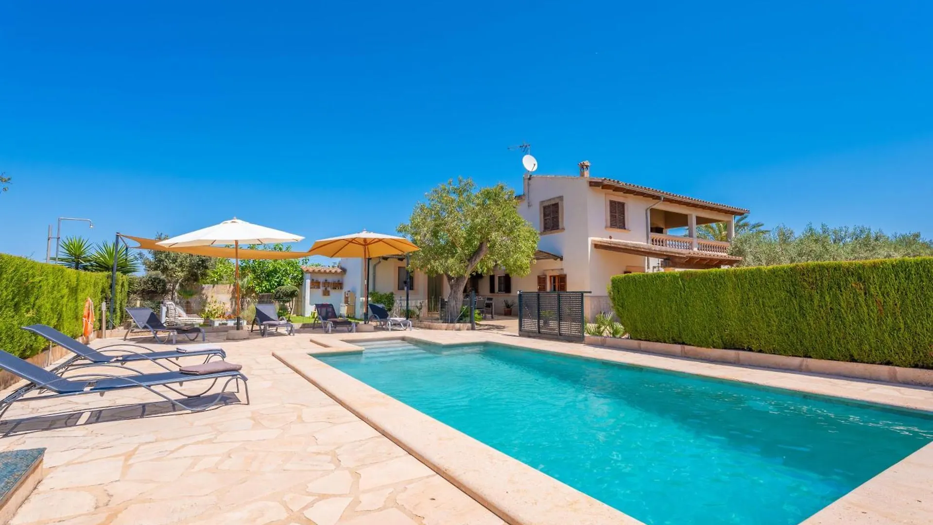 Els Xiprers Villa Porreres